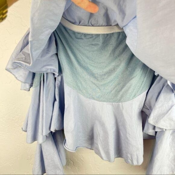 La Garconne‎ Moderne Tiered Ruffle Off-The-Shoulder Blouse Light Blue Layered - Picture 3 of 7